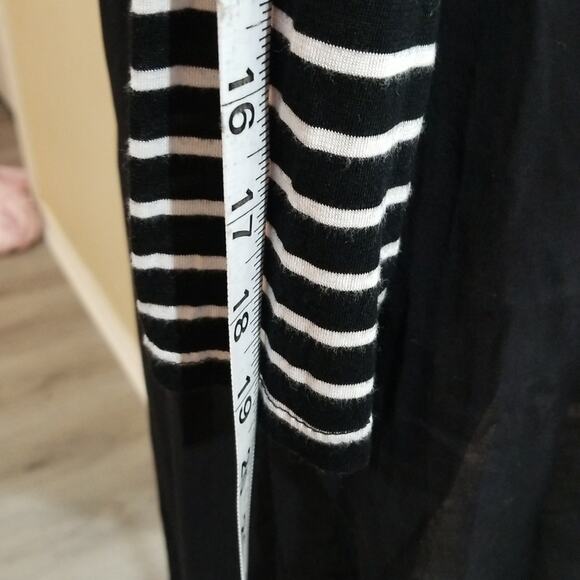 Two Vince Camuto stripe dress size small - Picture 6 of 7